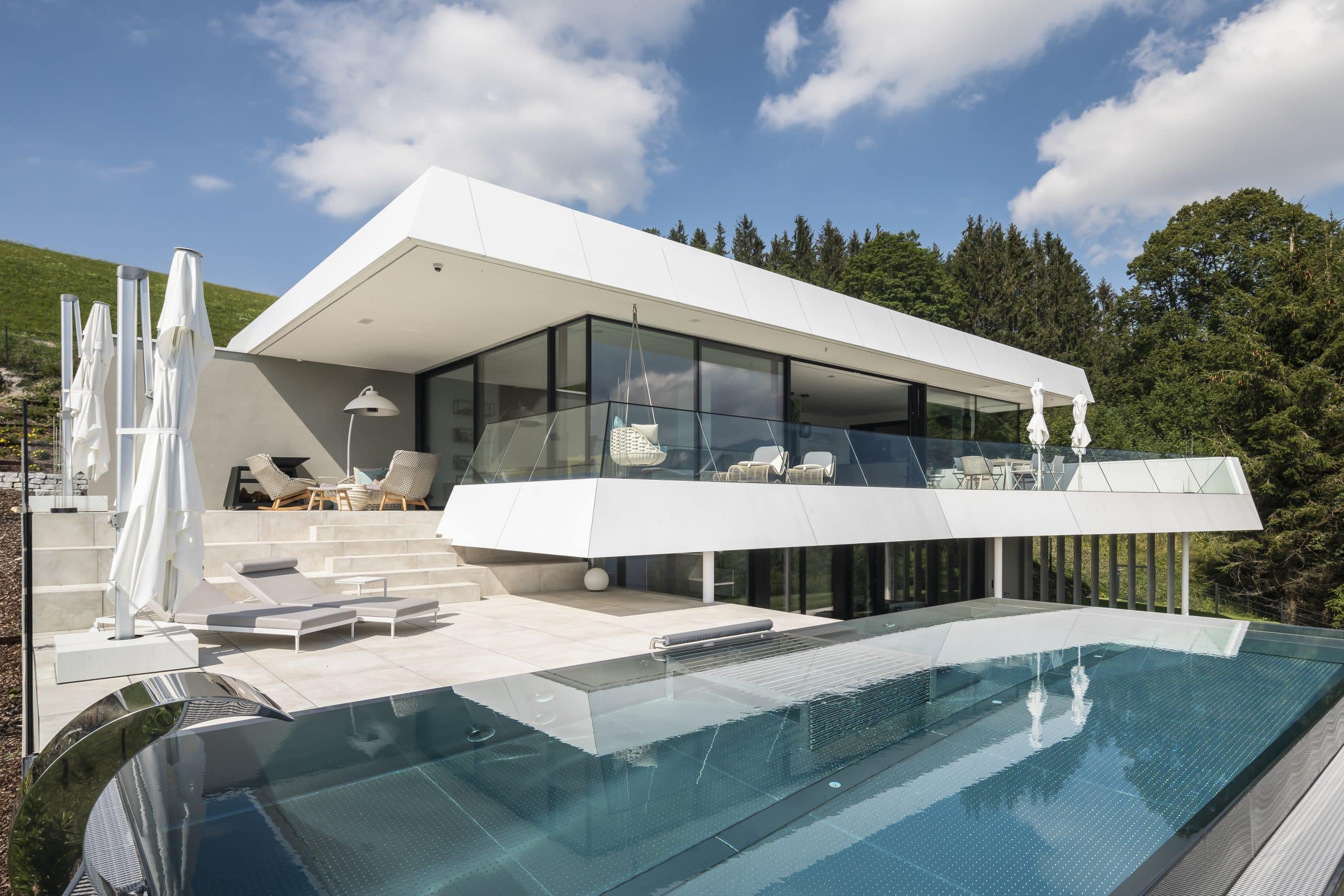 Fassadenelemente aus Aluminium von Pfeiffer Metallbau Wels