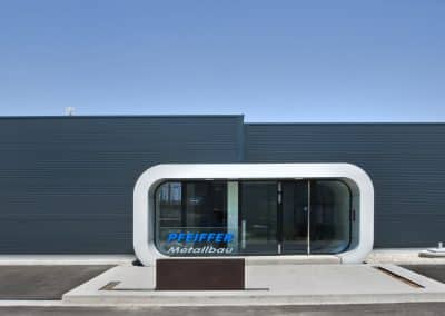 Balkongeländer aus Edelstahl für Einfamilienhaus in Wels